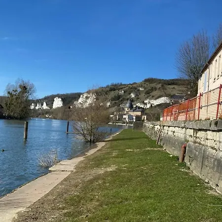 Appartement Appartement charmant à Les Andelys - 36 m² avec jardin