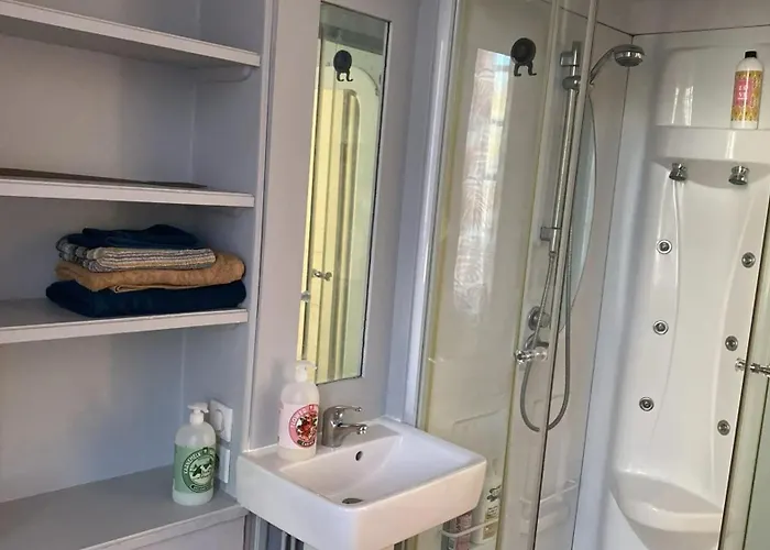 Appartement Charmant A Les Andelys - 36 M² Avec Jardin *